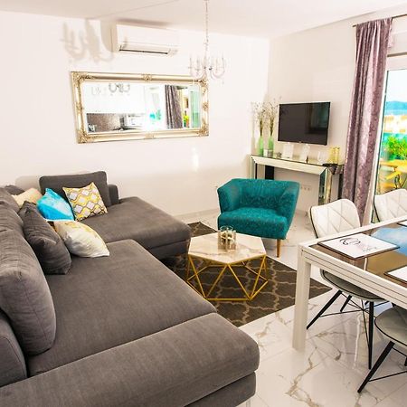 Apartment Mikulic Макарска Екстериор снимка