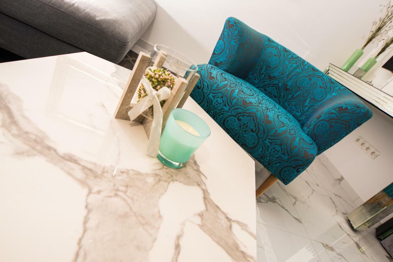 Apartment Mikulic Макарска Екстериор снимка